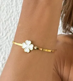 Bracelete Aço Inoxidável Folheado a Ouro 18k Trevo Resinado - Branco
