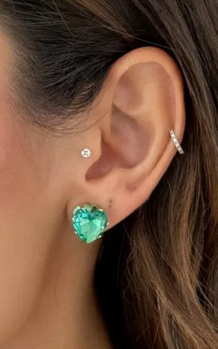 Brinco Folheado a Ouro 18k e Prata Cristal Coração - Ouro-Verde
