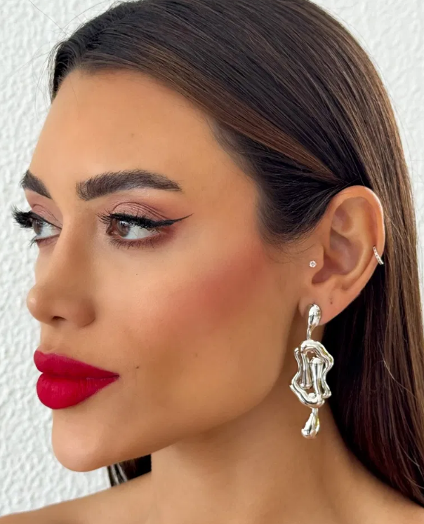 Brinco Folheado a Ouro 18k e Prata Fios Orgânicos - Prata